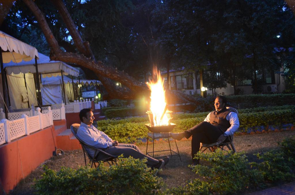 The Aravali Tent Resort Udaipur Exteriör bild