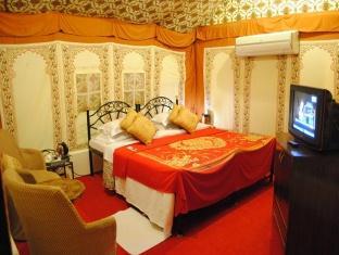 The Aravali Tent Resort Udaipur Exteriör bild